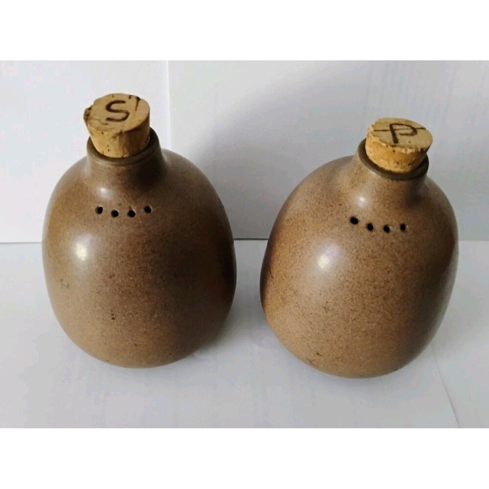 Vintage Heath Ceramics Salt & Pepper Shakers #129 Sand Matte MCM USA Corks